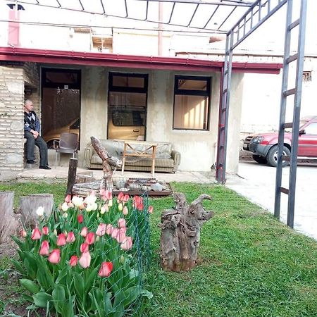 Hotel Continental Gori Extérieur photo